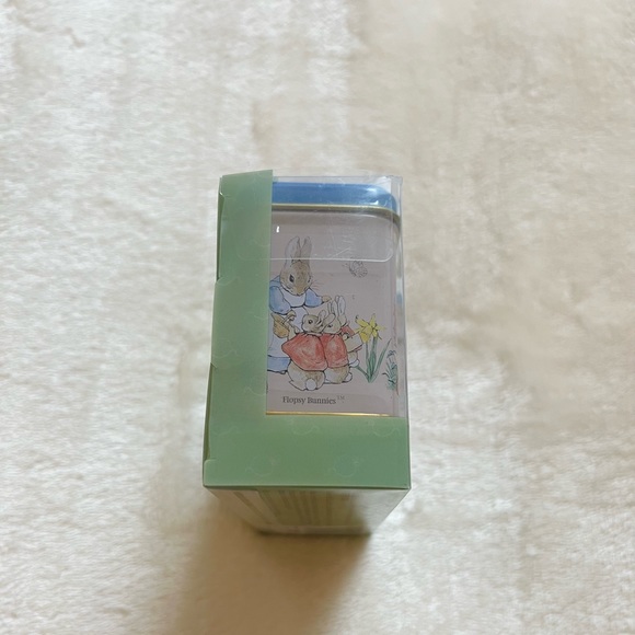NIB Peter Rabbit Mini Tea Tins - Picture 9 of 13